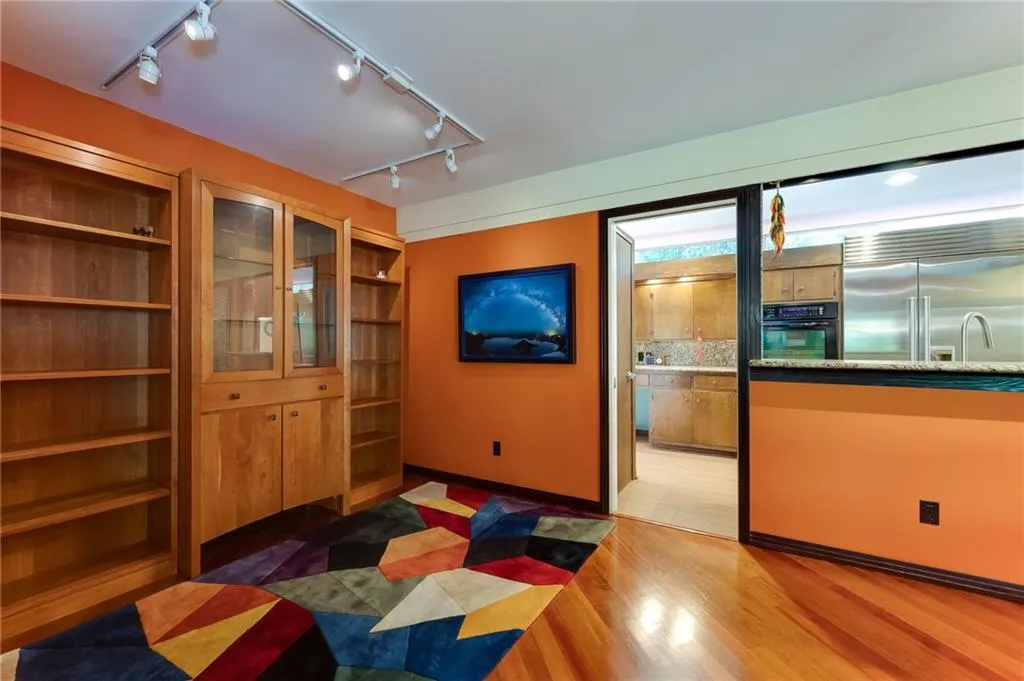 610 Bridgewater Drive, Sandy Springs, Georgia 30328, 3 Bedrooms Bedrooms, ,3 BathroomsBathrooms,Residential,Sold,610 Bridgewater Drive,6961271