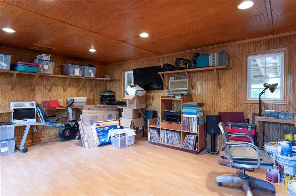 610 Bridgewater Drive, Sandy Springs, Georgia 30328, 3 Bedrooms Bedrooms, ,3 BathroomsBathrooms,Residential,Sold,610 Bridgewater Drive,6961271