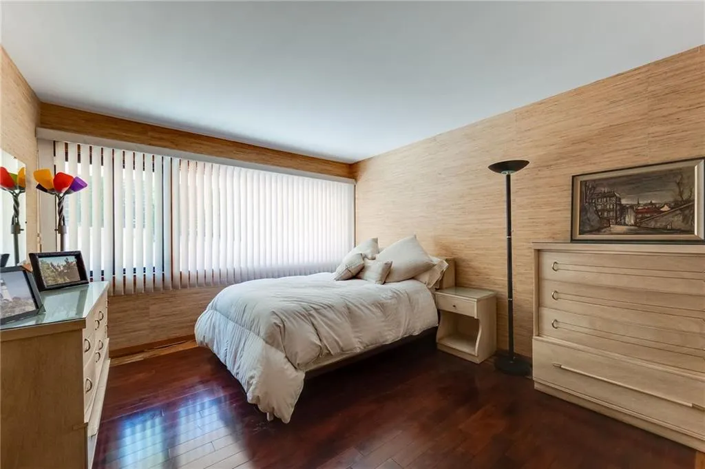 610 Bridgewater Drive, Sandy Springs, Georgia 30328, 3 Bedrooms Bedrooms, ,3 BathroomsBathrooms,Residential,Sold,610 Bridgewater Drive,6961271