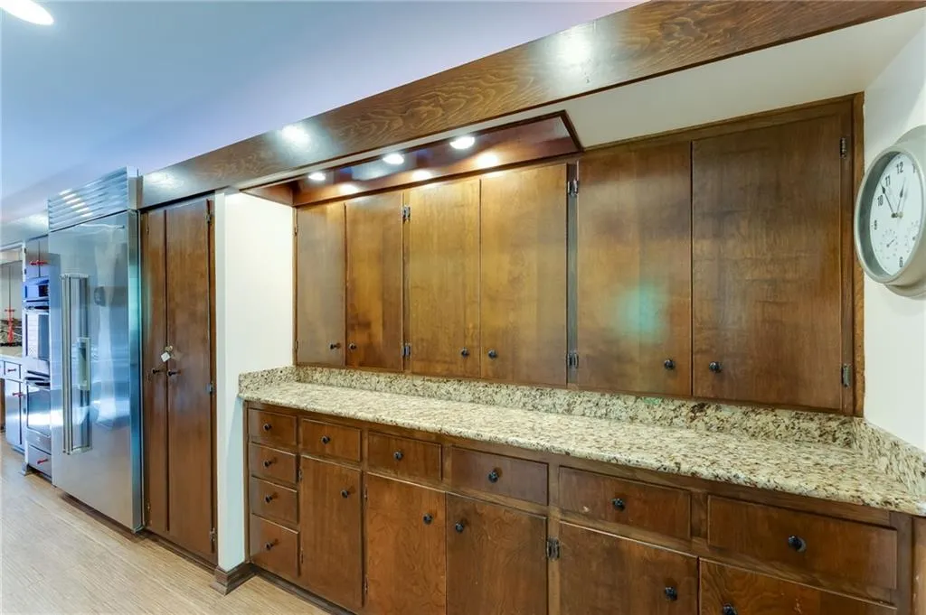 610 Bridgewater Drive, Sandy Springs, Georgia 30328, 3 Bedrooms Bedrooms, ,3 BathroomsBathrooms,Residential,Sold,610 Bridgewater Drive,6961271