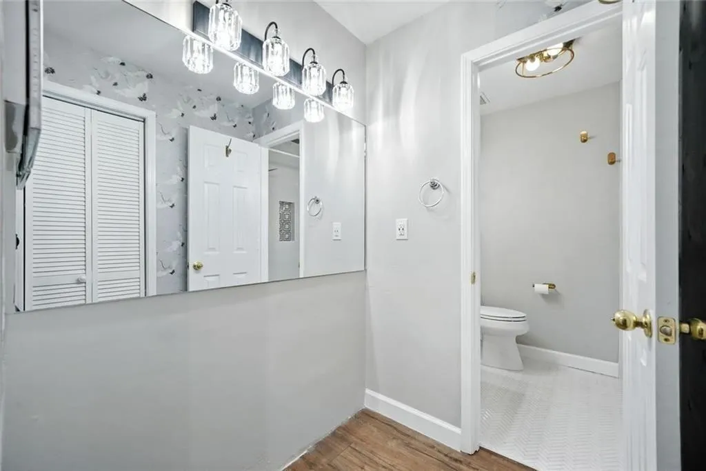 3201 Lenox Road Ne Unit 23, Atlanta, Georgia 30324, 2 Bedrooms Bedrooms, ,2 BathroomsBathrooms,Residential,For Sale,3201 Lenox Road Ne Unit 23,7645571 3201 Lenox Road Ne Unit 23, Atlanta, Georgia 30324, 2 Bedrooms Bedrooms, ,2 BathroomsBathrooms,Residential,For Sale,3201 Lenox Road Ne Unit 23,7645571
