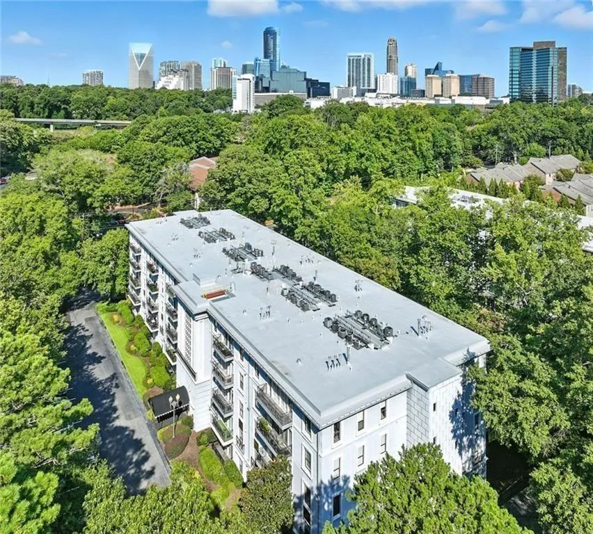 3201 Lenox Road Ne Unit 23, Atlanta, Georgia 30324, 2 Bedrooms Bedrooms, ,2 BathroomsBathrooms,Residential,For Sale,3201 Lenox Road Ne Unit 23,7645571 3201 Lenox Road Ne Unit 23, Atlanta, Georgia 30324, 2 Bedrooms Bedrooms, ,2 BathroomsBathrooms,Residential,For Sale,3201 Lenox Road Ne Unit 23,7645571