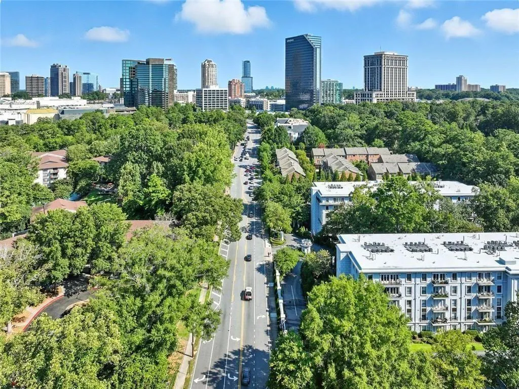 3201 Lenox Road Ne Unit 23, Atlanta, Georgia 30324, 2 Bedrooms Bedrooms, ,2 BathroomsBathrooms,Residential,For Sale,3201 Lenox Road Ne Unit 23,7645571 3201 Lenox Road Ne Unit 23, Atlanta, Georgia 30324, 2 Bedrooms Bedrooms, ,2 BathroomsBathrooms,Residential,For Sale,3201 Lenox Road Ne Unit 23,7645571