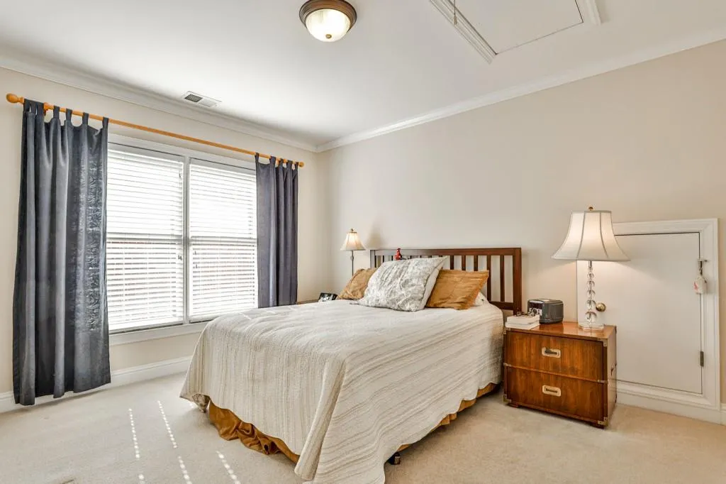 6395 Glen Oaks Lane, Sandy Springs, Georgia 30328, 4 Bedrooms Bedrooms, ,3 BathroomsBathrooms,Residential,Sold,6395 Glen Oaks Lane,7003871