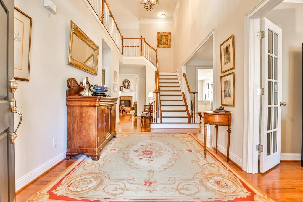 6395 Glen Oaks Lane, Sandy Springs, Georgia 30328, 4 Bedrooms Bedrooms, ,3 BathroomsBathrooms,Residential,Sold,6395 Glen Oaks Lane,7003871