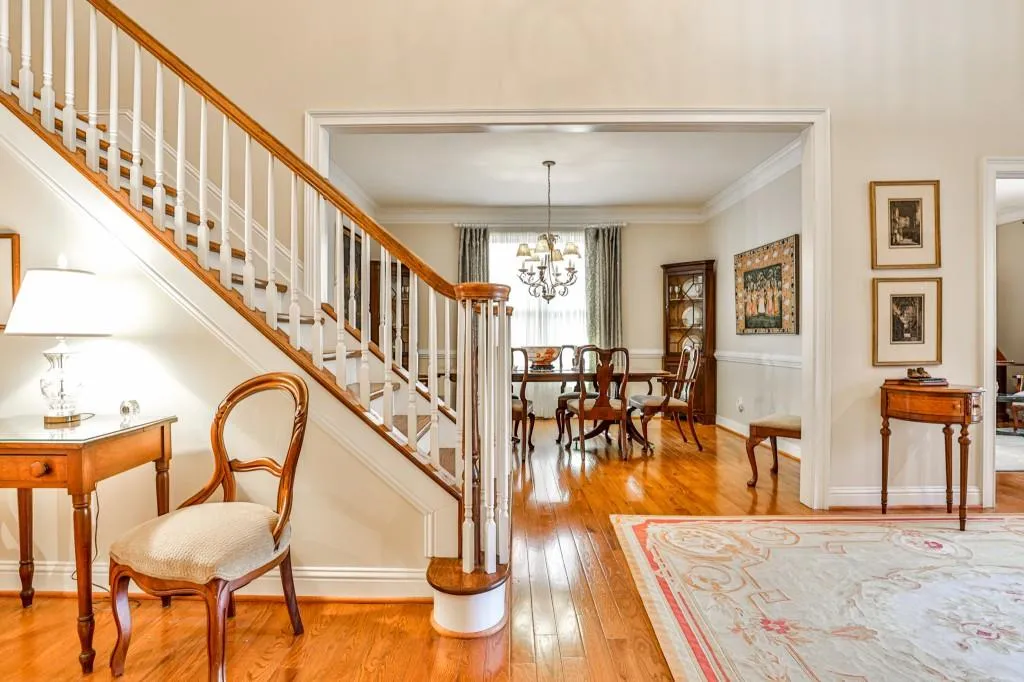 6395 Glen Oaks Lane, Sandy Springs, Georgia 30328, 4 Bedrooms Bedrooms, ,3 BathroomsBathrooms,Residential,Sold,6395 Glen Oaks Lane,7003871