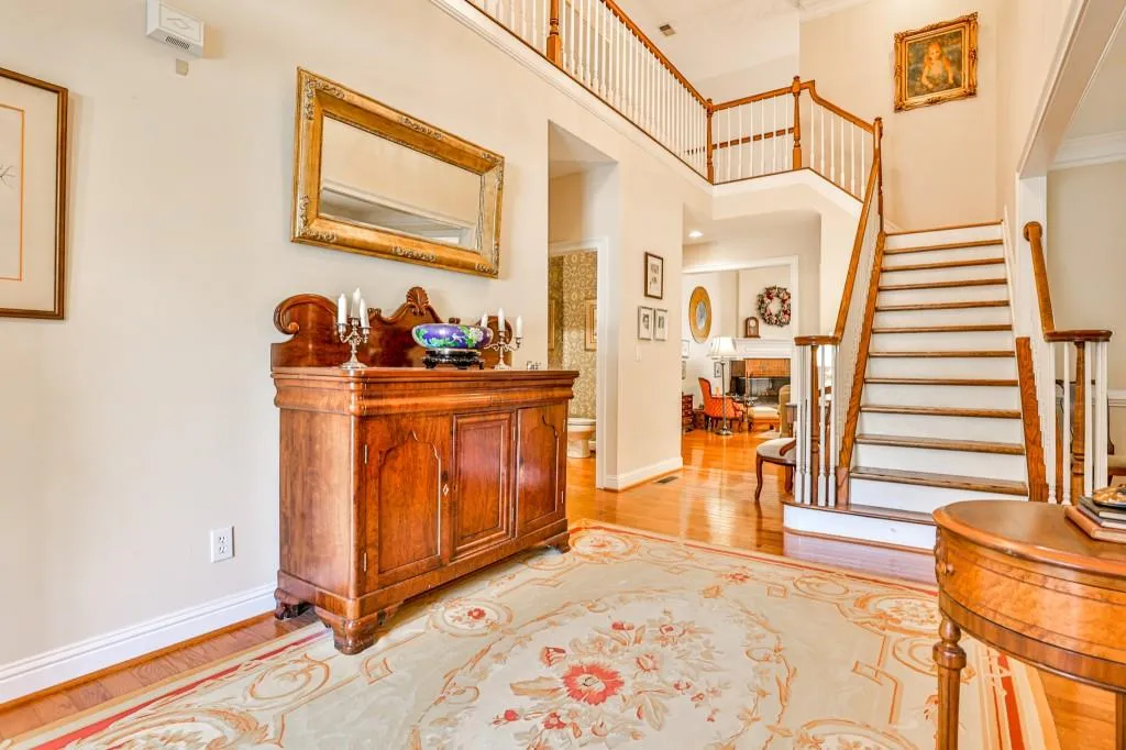 6395 Glen Oaks Lane, Sandy Springs, Georgia 30328, 4 Bedrooms Bedrooms, ,3 BathroomsBathrooms,Residential,Sold,6395 Glen Oaks Lane,7003871