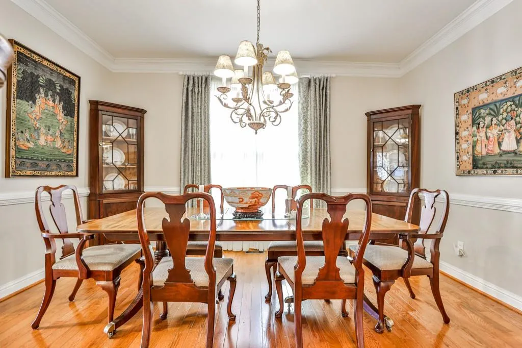 6395 Glen Oaks Lane, Sandy Springs, Georgia 30328, 4 Bedrooms Bedrooms, ,3 BathroomsBathrooms,Residential,Sold,6395 Glen Oaks Lane,7003871