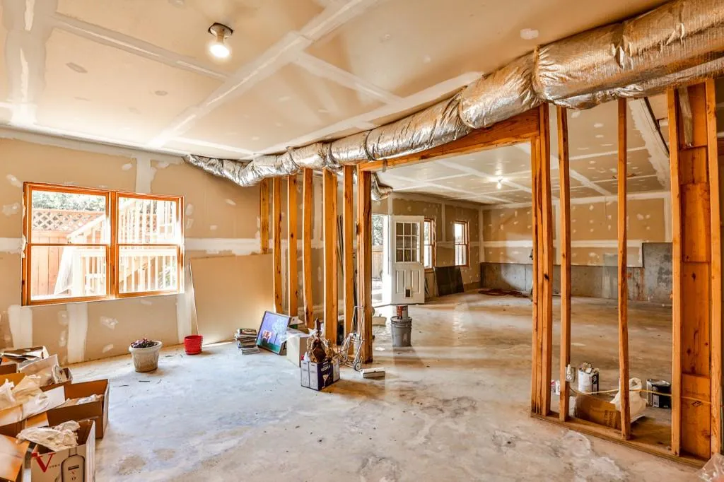 6395 Glen Oaks Lane, Sandy Springs, Georgia 30328, 4 Bedrooms Bedrooms, ,3 BathroomsBathrooms,Residential,Sold,6395 Glen Oaks Lane,7003871