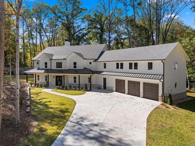 Stunning home in the highly sought after Peachtree Corners