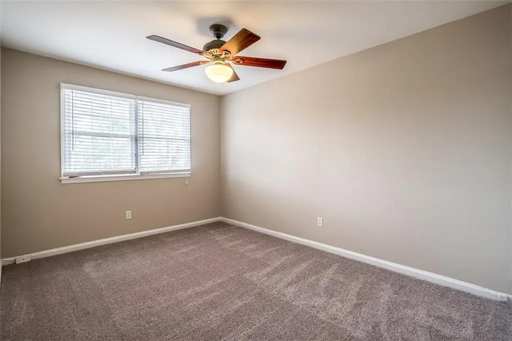 6520 Roswell Road Unit 49, Atlanta, Georgia 30328, 3 Bedrooms Bedrooms, ,2 BathroomsBathrooms,Residential,Sold,6520 Roswell Road Unit 49,6069378