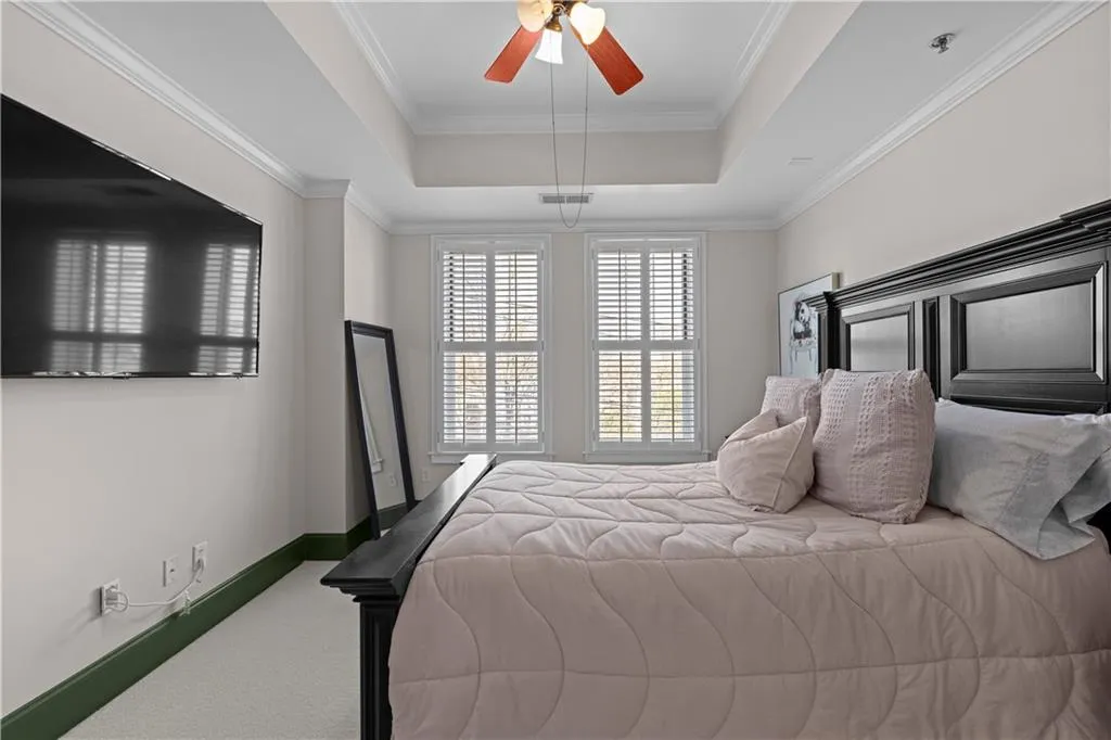 2255 Peachtree Road Ne Unit 521, Atlanta, Georgia 30309, 2 Bedrooms Bedrooms, ,2 BathroomsBathrooms,Residential,For Sale,2255 Peachtree Road Ne Unit 521,7669657