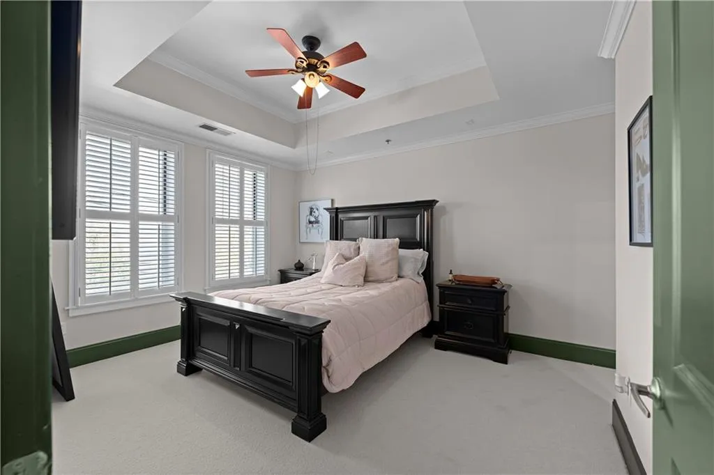 2255 Peachtree Road Ne Unit 521, Atlanta, Georgia 30309, 2 Bedrooms Bedrooms, ,2 BathroomsBathrooms,Residential,For Sale,2255 Peachtree Road Ne Unit 521,7669657