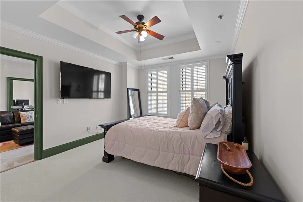 2255 Peachtree Road Ne Unit 521, Atlanta, Georgia 30309, 2 Bedrooms Bedrooms, ,2 BathroomsBathrooms,Residential,For Sale,2255 Peachtree Road Ne Unit 521,7669657