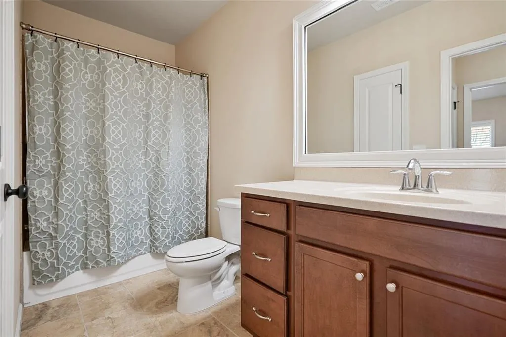 910 Acadiana Drive, Atlanta, Georgia 30328, 4 Bedrooms Bedrooms, ,3 BathroomsBathrooms,Residential,Sold,910 Acadiana Drive,7022210