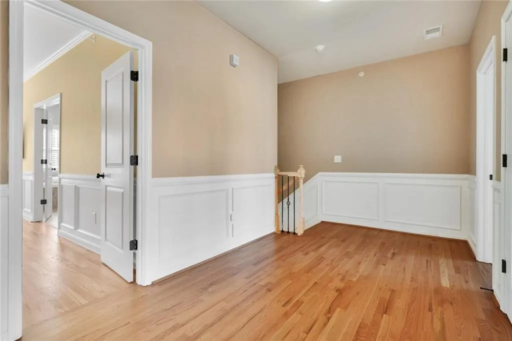 910 Acadiana Drive, Atlanta, Georgia 30328, 4 Bedrooms Bedrooms, ,3 BathroomsBathrooms,Residential,Sold,910 Acadiana Drive,7022210