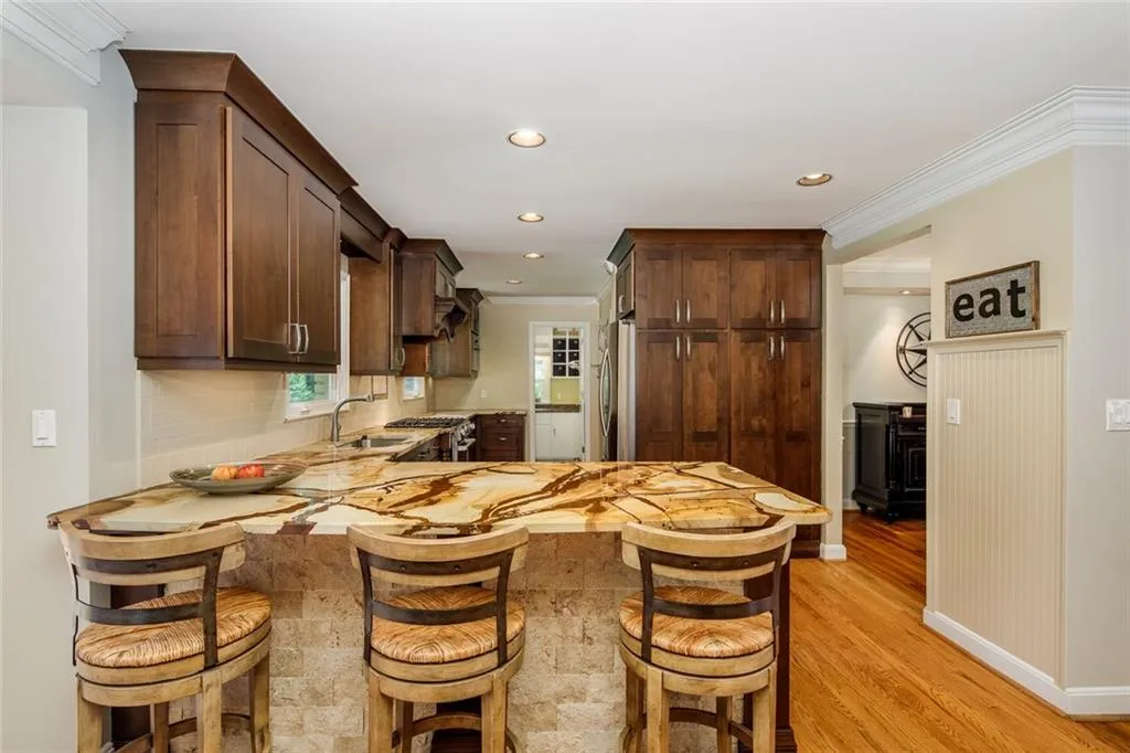 7720 Mount Vernon Road, Sandy Springs, Georgia 30350, 3 Bedrooms Bedrooms, ,3 BathroomsBathrooms,Residential,Sold,7720 Mount Vernon Road,6769003