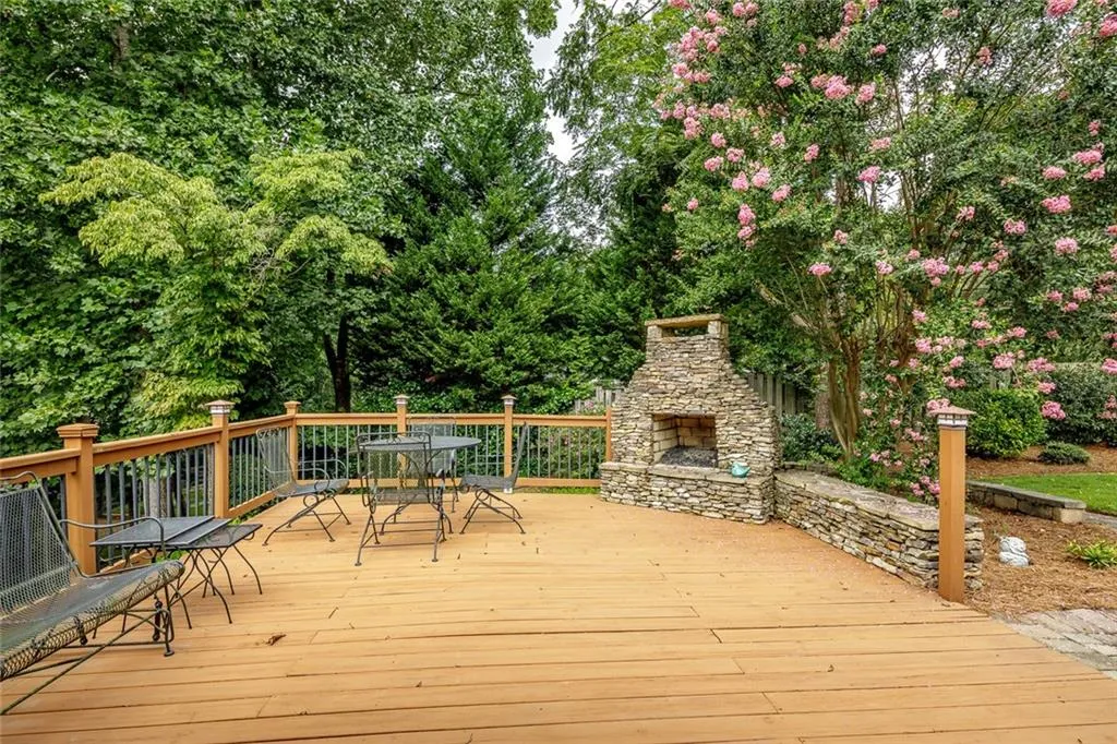 7720 Mount Vernon Road, Sandy Springs, Georgia 30350, 3 Bedrooms Bedrooms, ,3 BathroomsBathrooms,Residential,Sold,7720 Mount Vernon Road,6769003