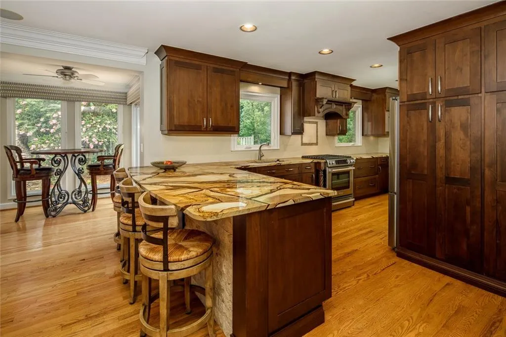 7720 Mount Vernon Road, Sandy Springs, Georgia 30350, 3 Bedrooms Bedrooms, ,3 BathroomsBathrooms,Residential,Sold,7720 Mount Vernon Road,6769003