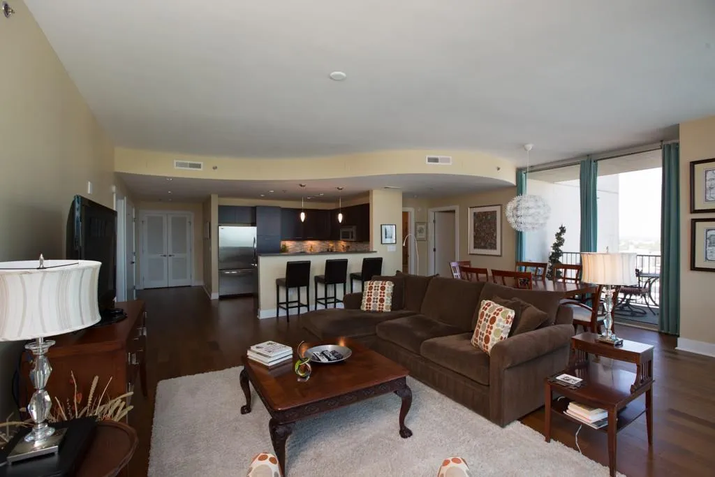 20 10th Street Nw Unit 1504, Atlanta, Georgia 30309, 2 Bedrooms Bedrooms, ,2 BathroomsBathrooms,Residential,Sold,20 10th Street Nw Unit 1504,5851062