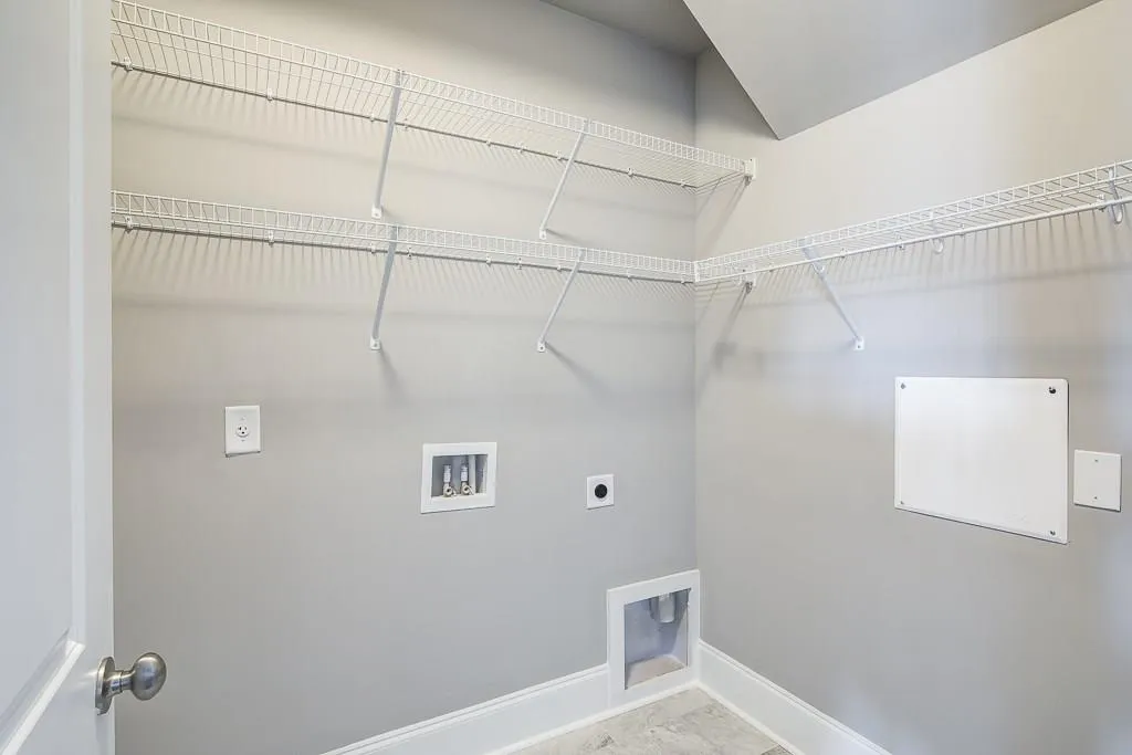 822 Novello Court, Sandy Springs, Georgia 30342, 5 Bedrooms Bedrooms, ,4 BathroomsBathrooms,Residential,Sold,822 Novello Court,5879751