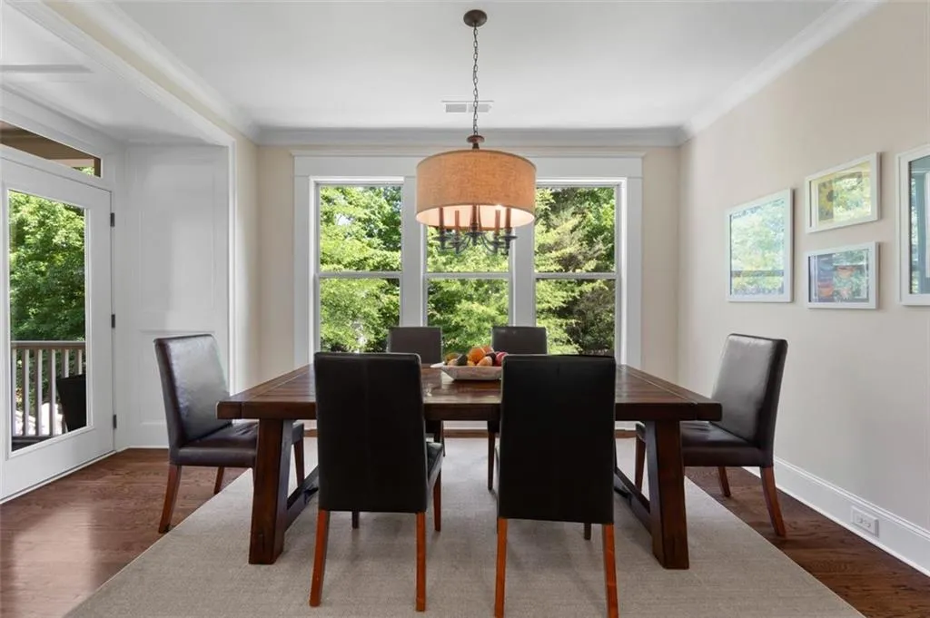 5000 Lazarian Court, Sandy Springs, Georgia 30350, 5 Bedrooms Bedrooms, ,4 BathroomsBathrooms,Residential,Sold,5000 Lazarian Court,7410507