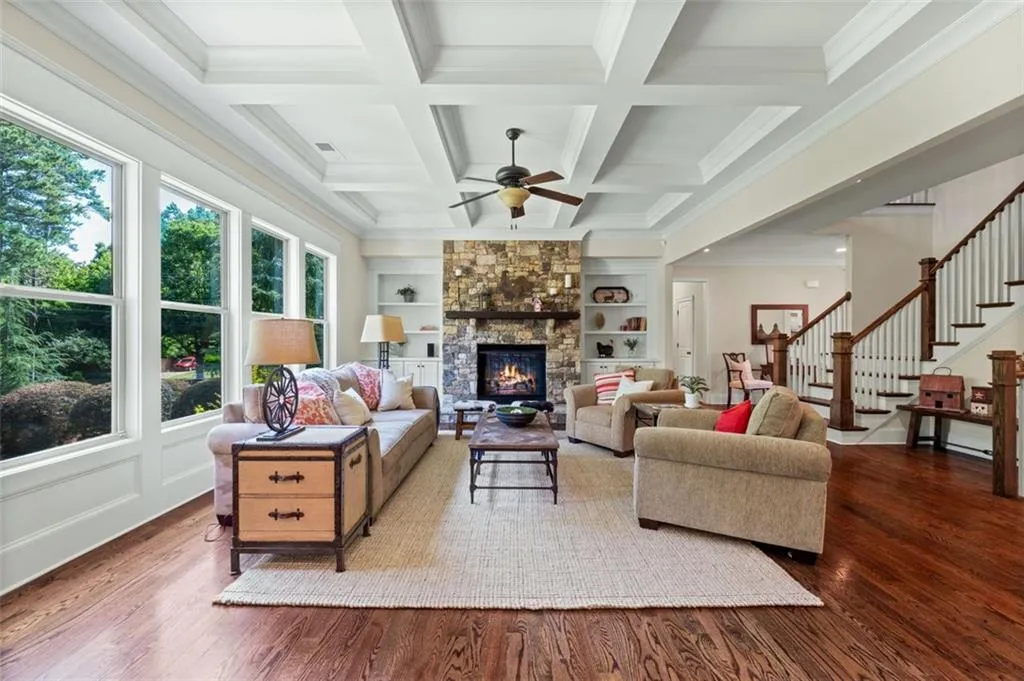 5000 Lazarian Court, Sandy Springs, Georgia 30350, 5 Bedrooms Bedrooms, ,4 BathroomsBathrooms,Residential,Sold,5000 Lazarian Court,7410507