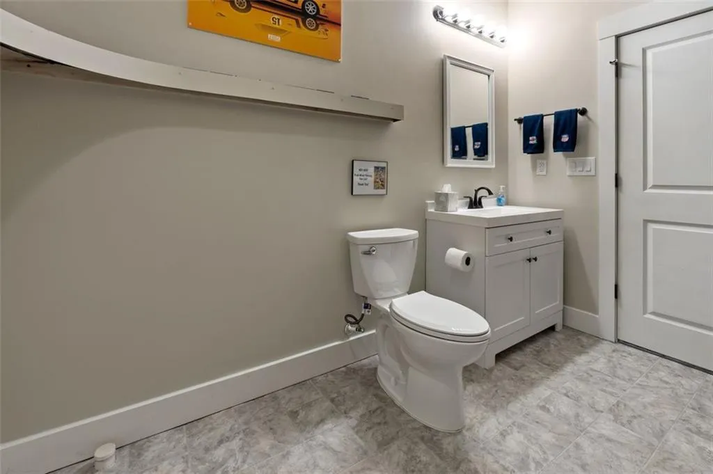 5000 Lazarian Court, Sandy Springs, Georgia 30350, 5 Bedrooms Bedrooms, ,4 BathroomsBathrooms,Residential,Sold,5000 Lazarian Court,7410507