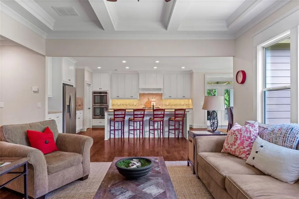 5000 Lazarian Court, Sandy Springs, Georgia 30350, 5 Bedrooms Bedrooms, ,4 BathroomsBathrooms,Residential,Sold,5000 Lazarian Court,7410507