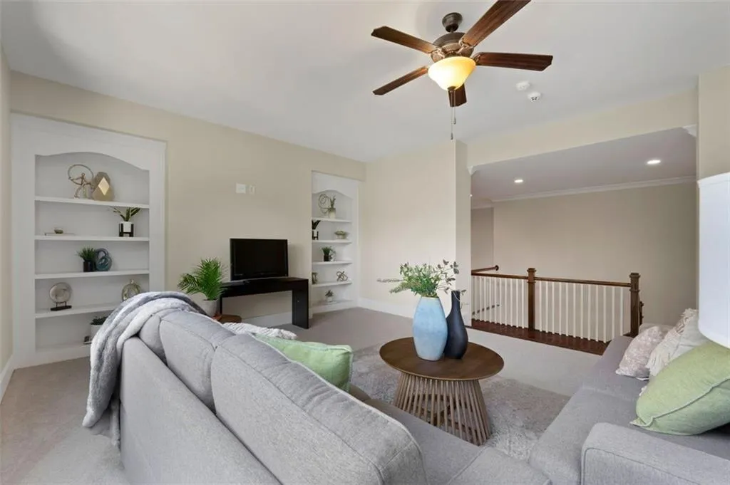 5000 Lazarian Court, Sandy Springs, Georgia 30350, 5 Bedrooms Bedrooms, ,4 BathroomsBathrooms,Residential,Sold,5000 Lazarian Court,7410507