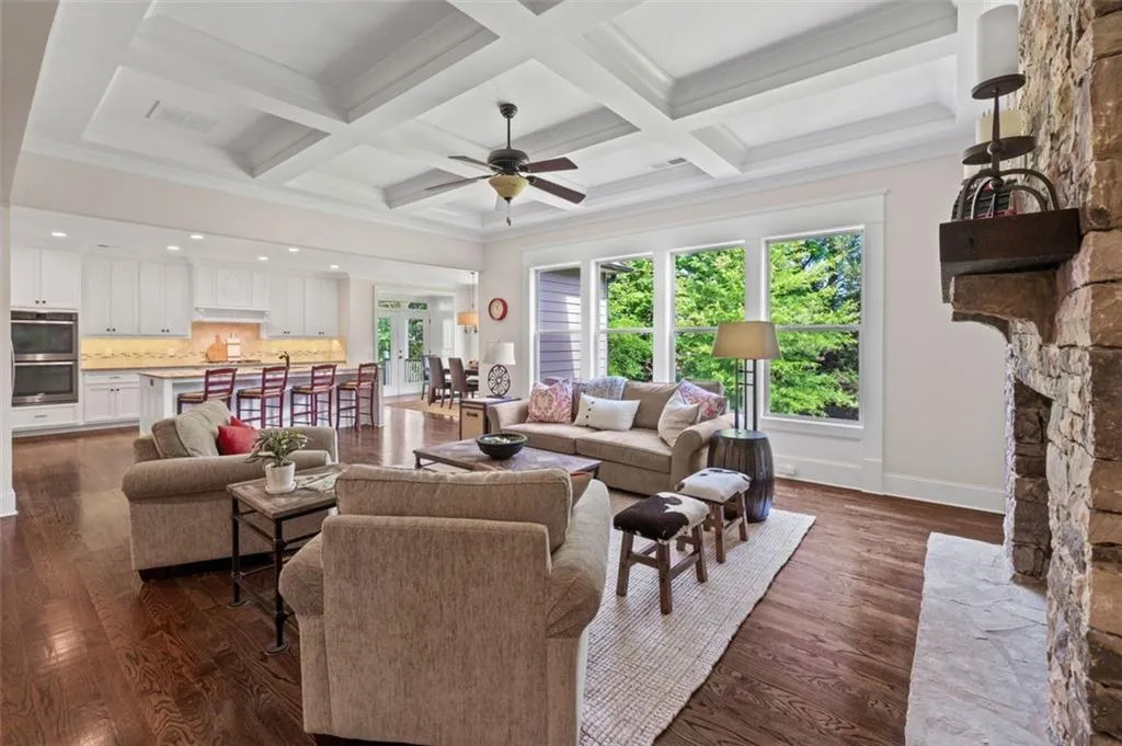 5000 Lazarian Court, Sandy Springs, Georgia 30350, 5 Bedrooms Bedrooms, ,4 BathroomsBathrooms,Residential,Sold,5000 Lazarian Court,7410507