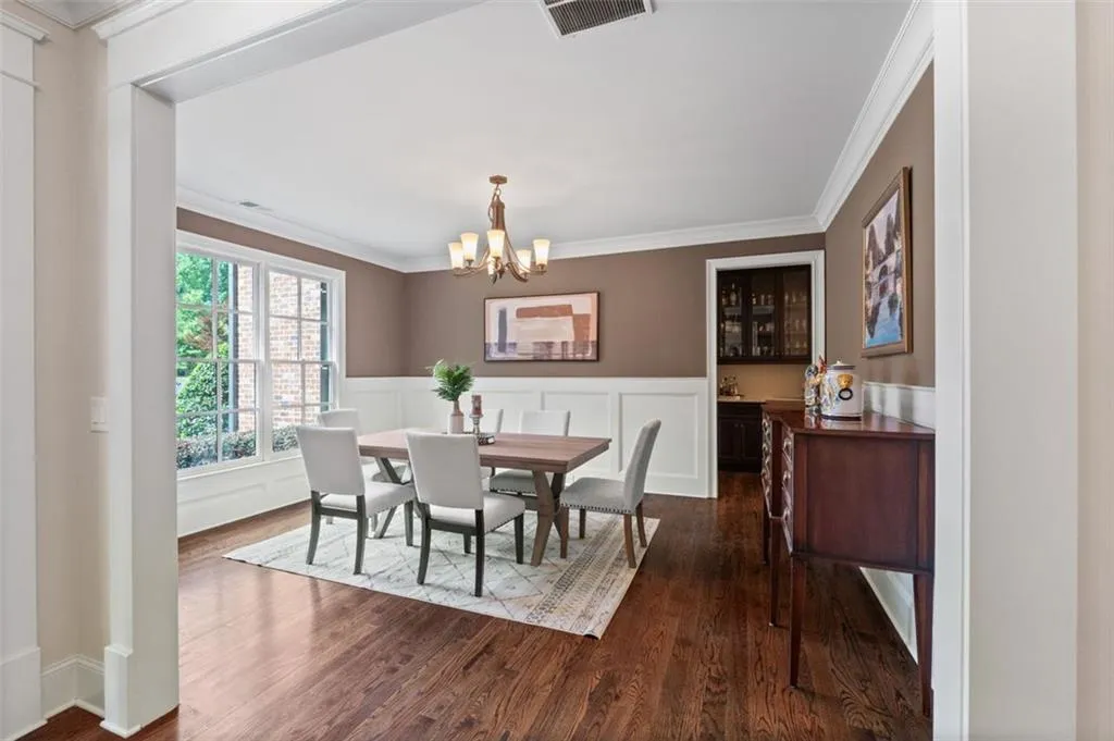 5000 Lazarian Court, Sandy Springs, Georgia 30350, 5 Bedrooms Bedrooms, ,4 BathroomsBathrooms,Residential,Sold,5000 Lazarian Court,7410507