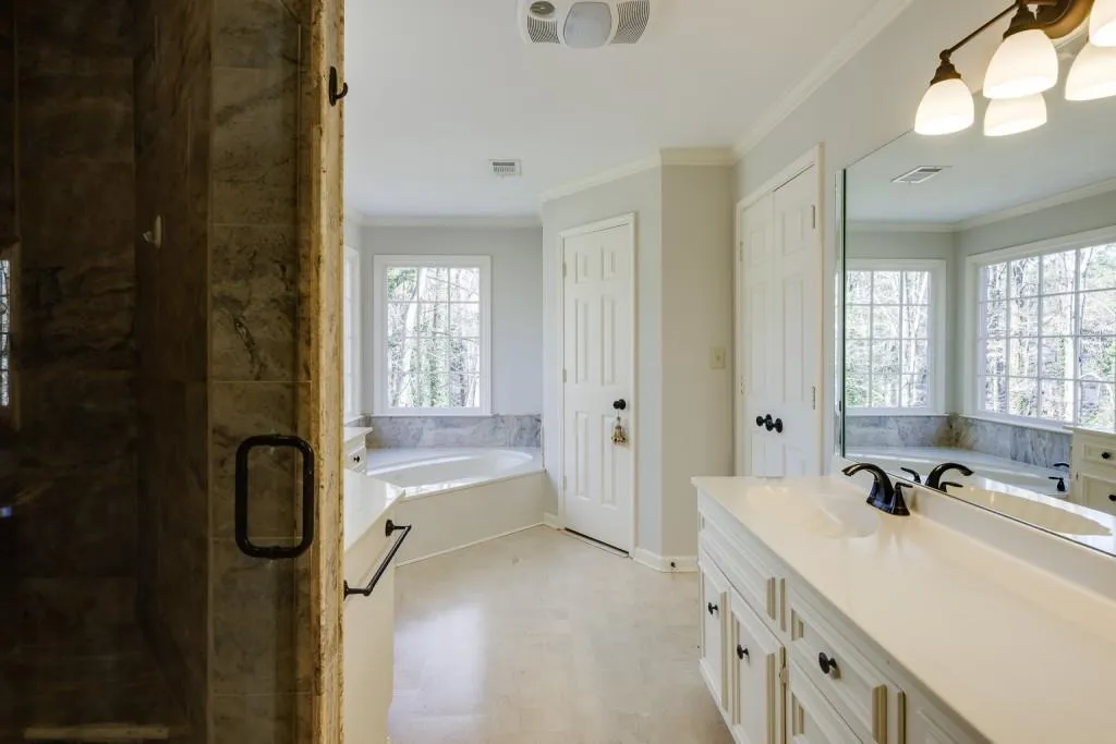 7460 Chestwick Court, Sandy Springs, Georgia 30350, 4 Bedrooms Bedrooms, ,3 BathroomsBathrooms,Residential,Sold,7460 Chestwick Court,7158286