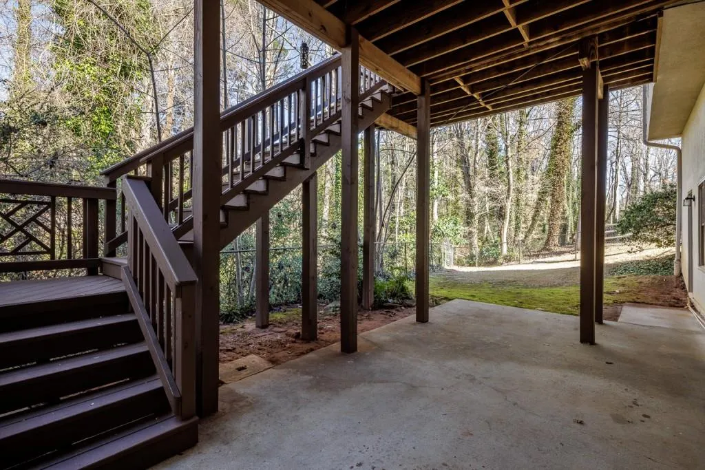 7460 Chestwick Court, Sandy Springs, Georgia 30350, 4 Bedrooms Bedrooms, ,3 BathroomsBathrooms,Residential,Sold,7460 Chestwick Court,7158286