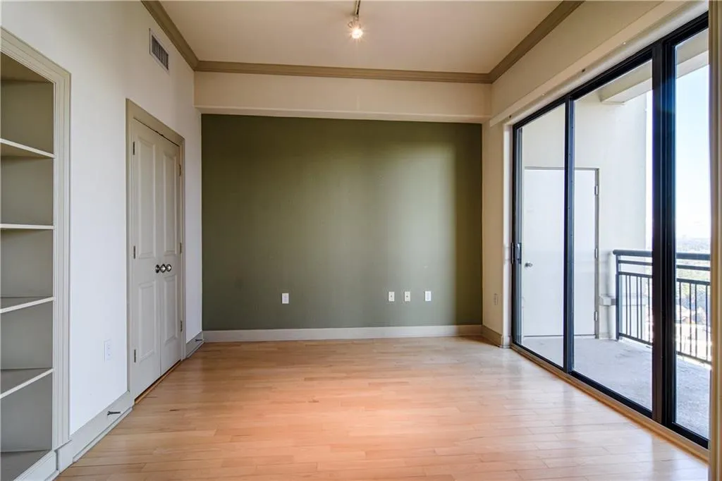 3445 Stratford Road Unit 2705, Atlanta, Georgia 30326, 2 Bedrooms Bedrooms, ,2 BathroomsBathrooms,Residential,Sold,3445 Stratford Road Unit 2705,5590507