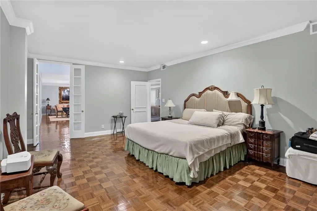 2734 Peachtree Road Nw Unit A201, Atlanta, Georgia 30305, 2 Bedrooms Bedrooms, 0 ,2 BathroomsBathrooms,Residential,For Sale,2734 Peachtree Road Nw Unit A201,7815075