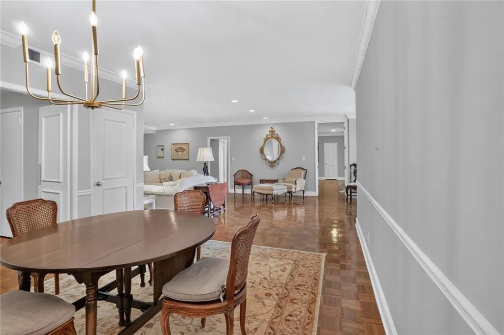 2734 Peachtree Road Nw Unit A201, Atlanta, Georgia 30305, 2 Bedrooms Bedrooms, 0 ,2 BathroomsBathrooms,Residential,For Sale,2734 Peachtree Road Nw Unit A201,7815075
