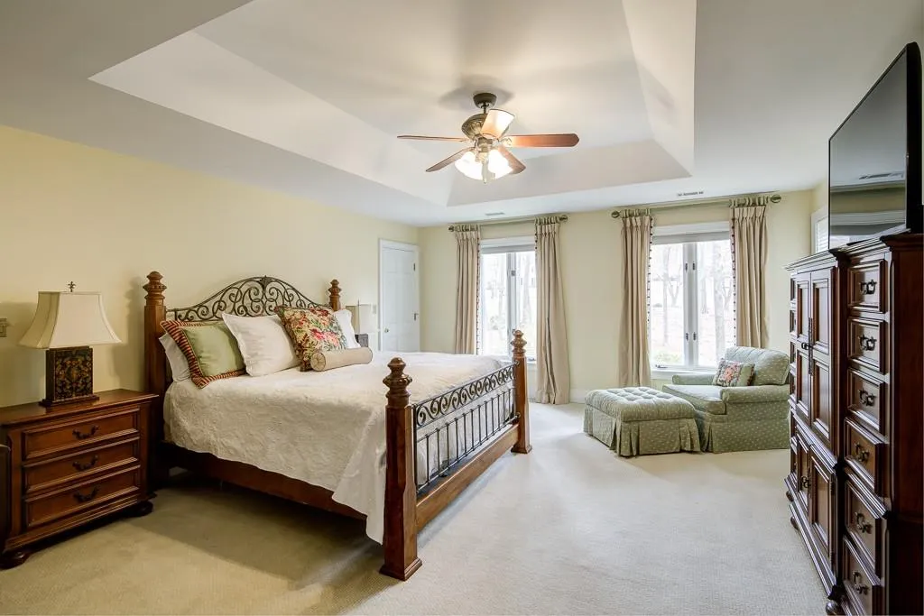 5520 Errol Place, Sandy Springs, Georgia 30327, 4 Bedrooms Bedrooms, ,3 BathroomsBathrooms,Residential,Sold,5520 Errol Place,6054722
