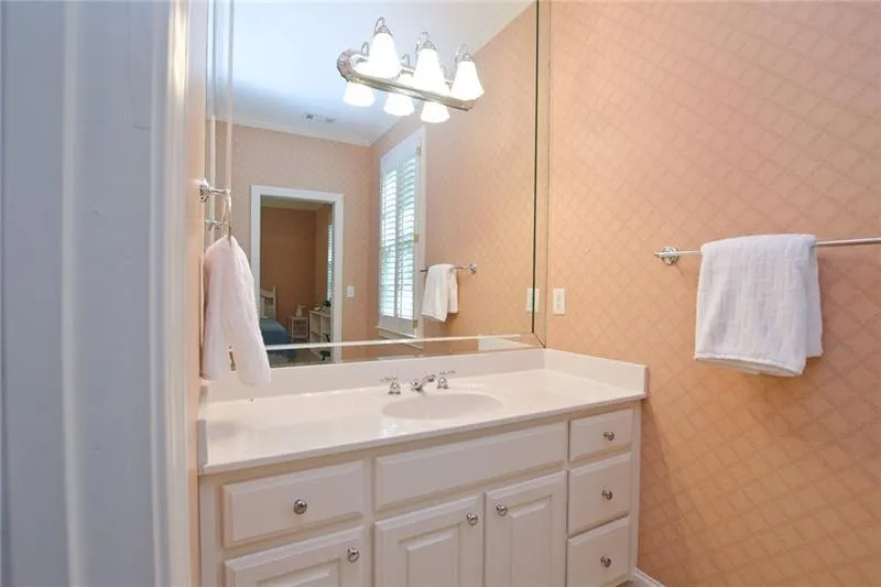 455 Winfield Glen Court, Sandy Springs, Georgia 30342, 4 Bedrooms Bedrooms, ,3 BathroomsBathrooms,Residential,Sold,455 Winfield Glen Court,7113944