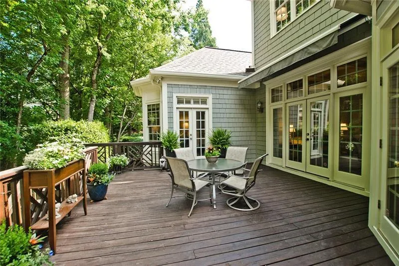 455 Winfield Glen Court, Sandy Springs, Georgia 30342, 4 Bedrooms Bedrooms, ,3 BathroomsBathrooms,Residential,Sold,455 Winfield Glen Court,7113944