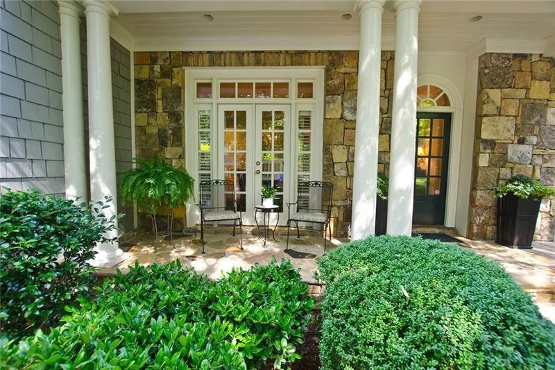 455 Winfield Glen Court, Sandy Springs, Georgia 30342, 4 Bedrooms Bedrooms, ,3 BathroomsBathrooms,Residential,Sold,455 Winfield Glen Court,7113944