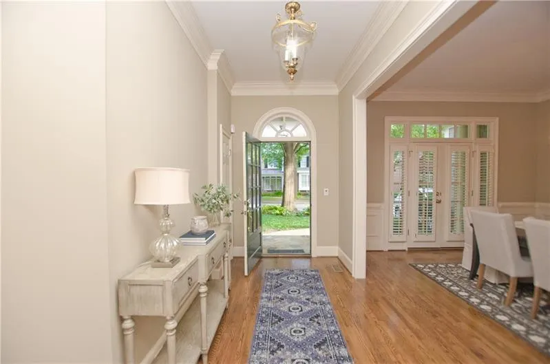 455 Winfield Glen Court, Sandy Springs, Georgia 30342, 4 Bedrooms Bedrooms, ,3 BathroomsBathrooms,Residential,Sold,455 Winfield Glen Court,7113944