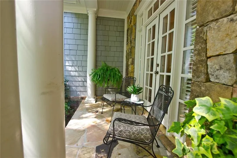 455 Winfield Glen Court, Sandy Springs, Georgia 30342, 4 Bedrooms Bedrooms, ,3 BathroomsBathrooms,Residential,Sold,455 Winfield Glen Court,7113944