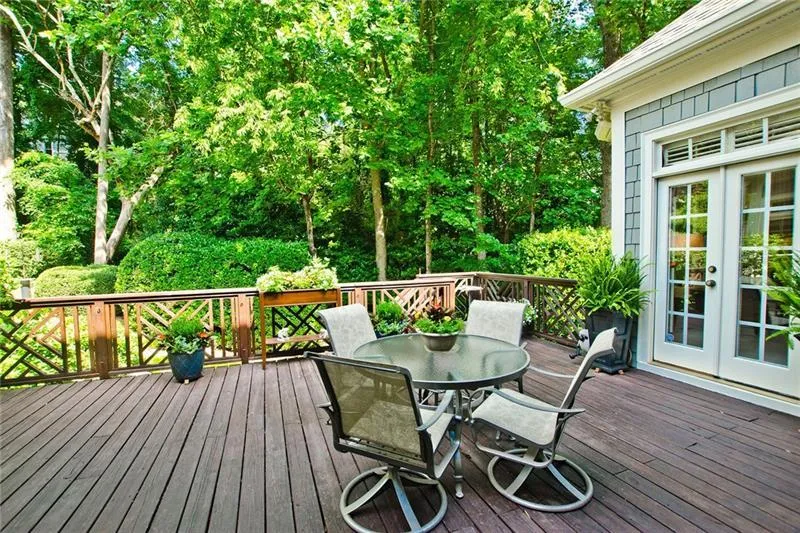 455 Winfield Glen Court, Sandy Springs, Georgia 30342, 4 Bedrooms Bedrooms, ,3 BathroomsBathrooms,Residential,Sold,455 Winfield Glen Court,7113944