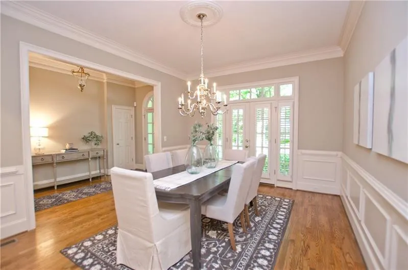 455 Winfield Glen Court, Sandy Springs, Georgia 30342, 4 Bedrooms Bedrooms, ,3 BathroomsBathrooms,Residential,Sold,455 Winfield Glen Court,7113944