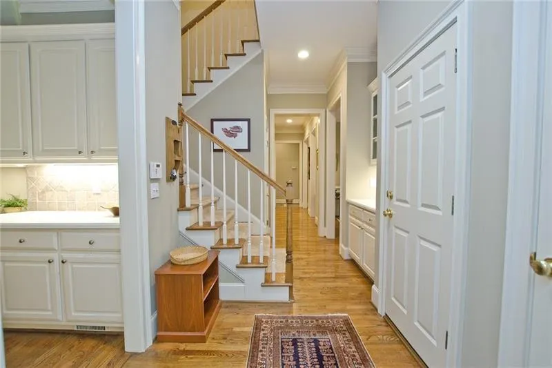 455 Winfield Glen Court, Sandy Springs, Georgia 30342, 4 Bedrooms Bedrooms, ,3 BathroomsBathrooms,Residential,Sold,455 Winfield Glen Court,7113944