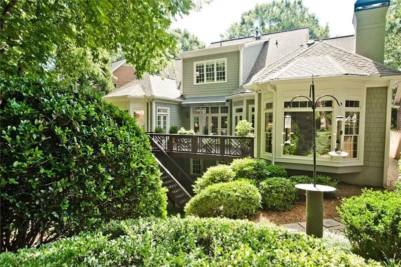 455 Winfield Glen Court, Sandy Springs, Georgia 30342, 4 Bedrooms Bedrooms, ,3 BathroomsBathrooms,Residential,Sold,455 Winfield Glen Court,7113944