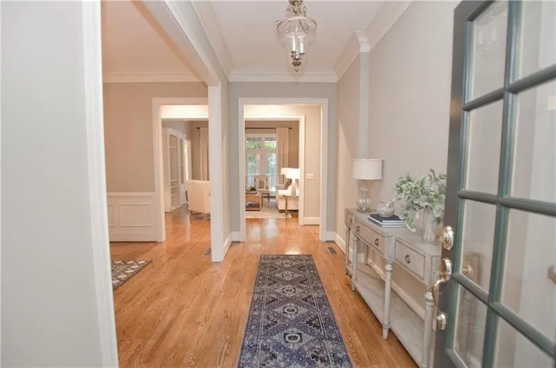 455 Winfield Glen Court, Sandy Springs, Georgia 30342, 4 Bedrooms Bedrooms, ,3 BathroomsBathrooms,Residential,Sold,455 Winfield Glen Court,7113944