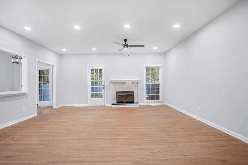 605 Brandywine Circle, Sandy Springs, Georgia 30350, 3 Bedrooms Bedrooms, ,2 BathroomsBathrooms,Residential,Sold,605 Brandywine Circle,7129100