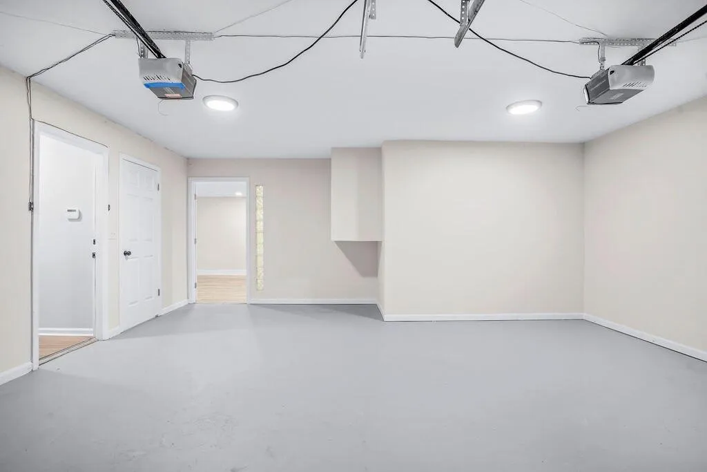 605 Brandywine Circle, Sandy Springs, Georgia 30350, 3 Bedrooms Bedrooms, ,2 BathroomsBathrooms,Residential,Sold,605 Brandywine Circle,7129100